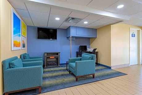 Days Inn by Wyndham Augusta