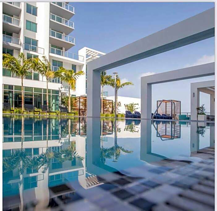 Sleek 2BD 2BA Condo In Miami Design District