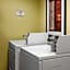 Days Inn & Suites by Wyndham Fort Pierce I-95