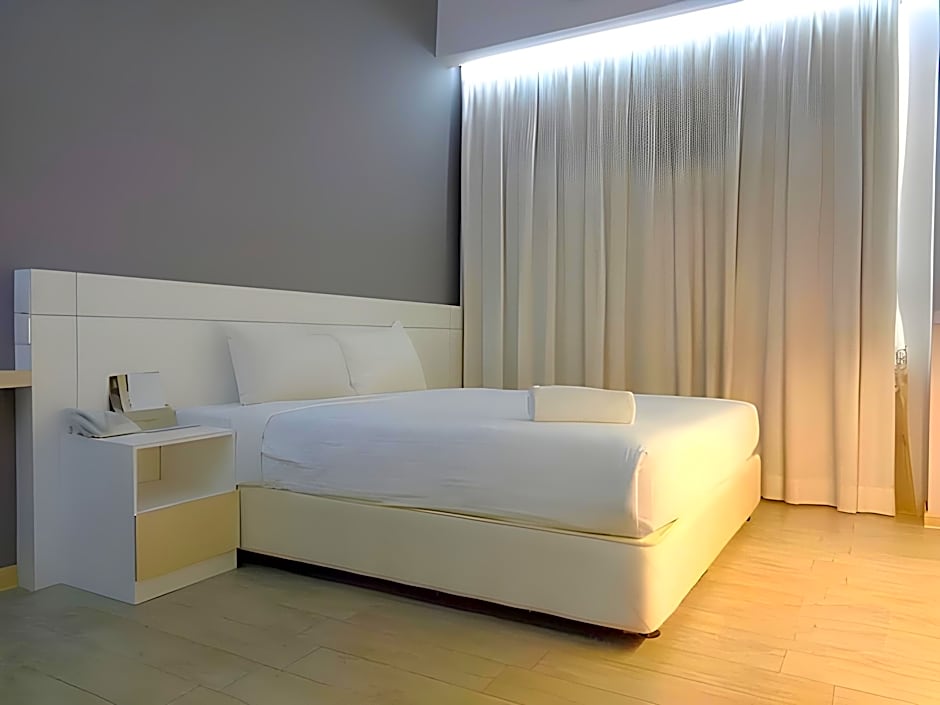 Top Stay owned by Top Pioneer