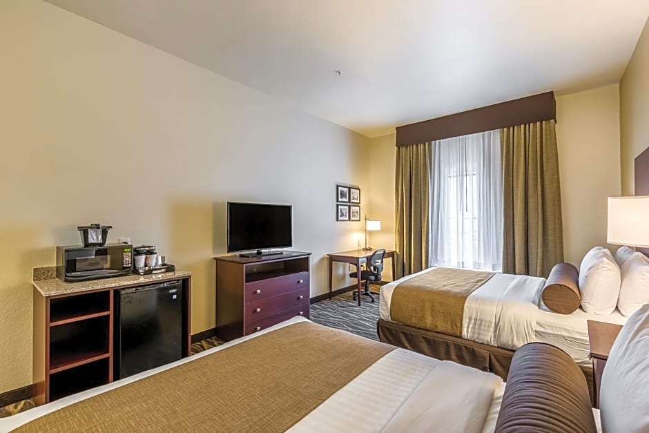 Cobblestone Hotel & Suites - Chippewa Falls