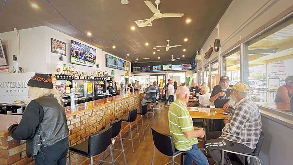 Tailem Bend Riverside Hotel
