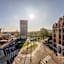 B&B HOTEL Lille Roubaix Centre Grand-Place