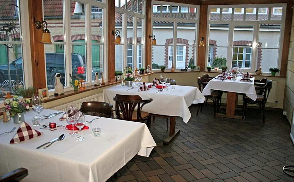 Landgasthof zur krummen Linde