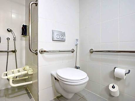 Adapted Standard Double Room