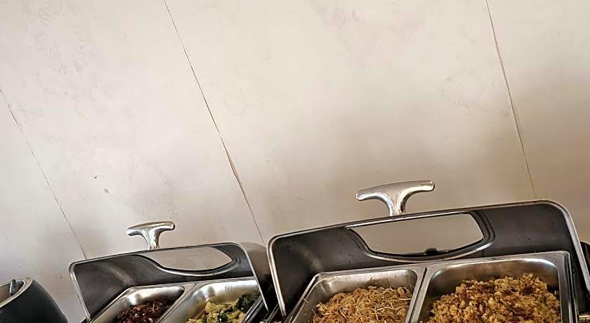 Aaron Riverview Hotel