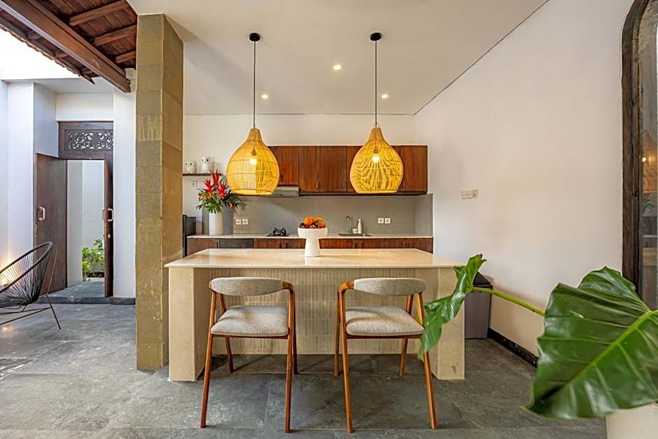 Apple Villa & Suite Seminyak