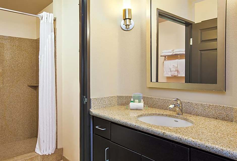 Holiday Inn Oceanside Marina - Camp Pendleton Area By IHG