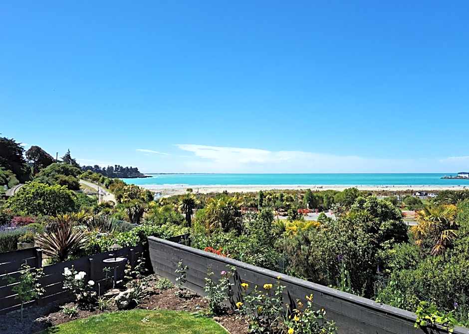 Baywatch Motor Lodge