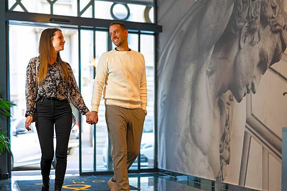 Onyx Luxury Budapest