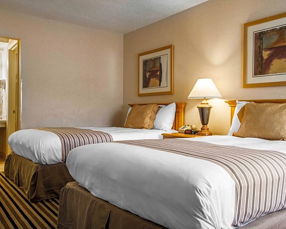 Econo Lodge Freeport