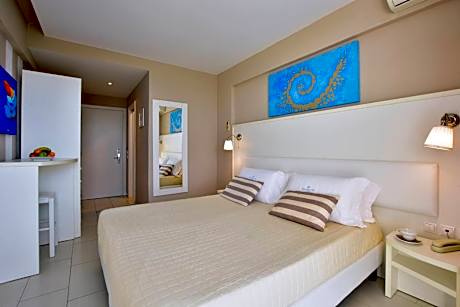 Sidari Beach Hotel