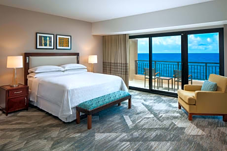 Deluxe Oceanfront Suite, 1 Bedroom 2 Queen, Larger Suite, Oceanfront