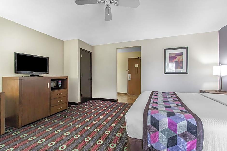 Comfort Inn Tulsa Midtown