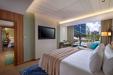 Premier Connecting Room with Pool view