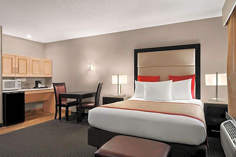Lancaster Suites