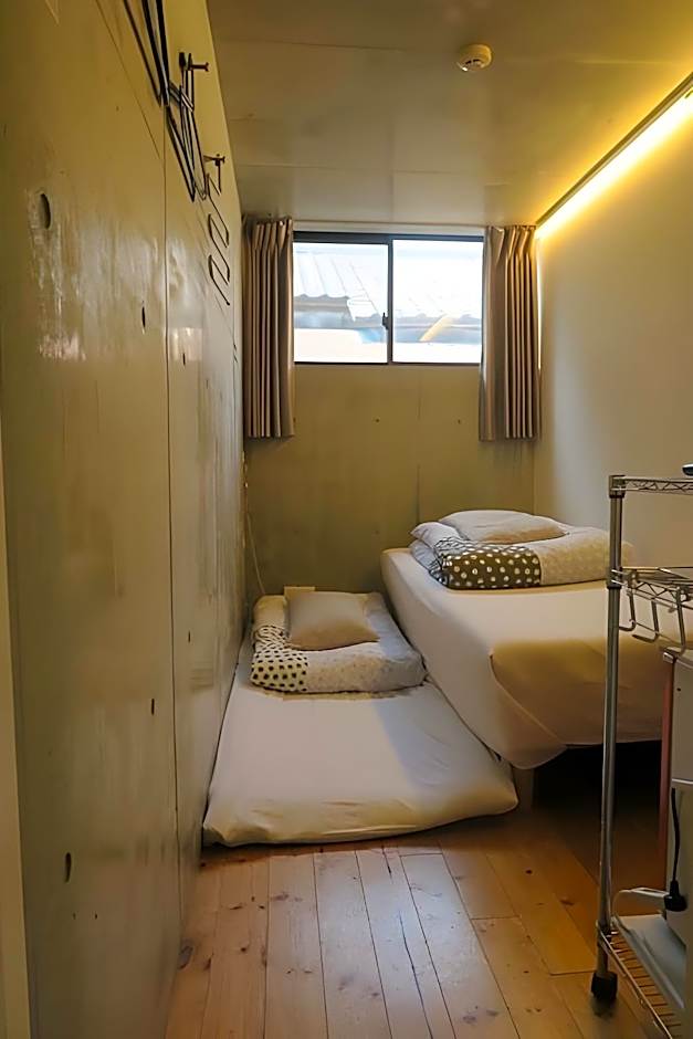 Kangaroo Hotel