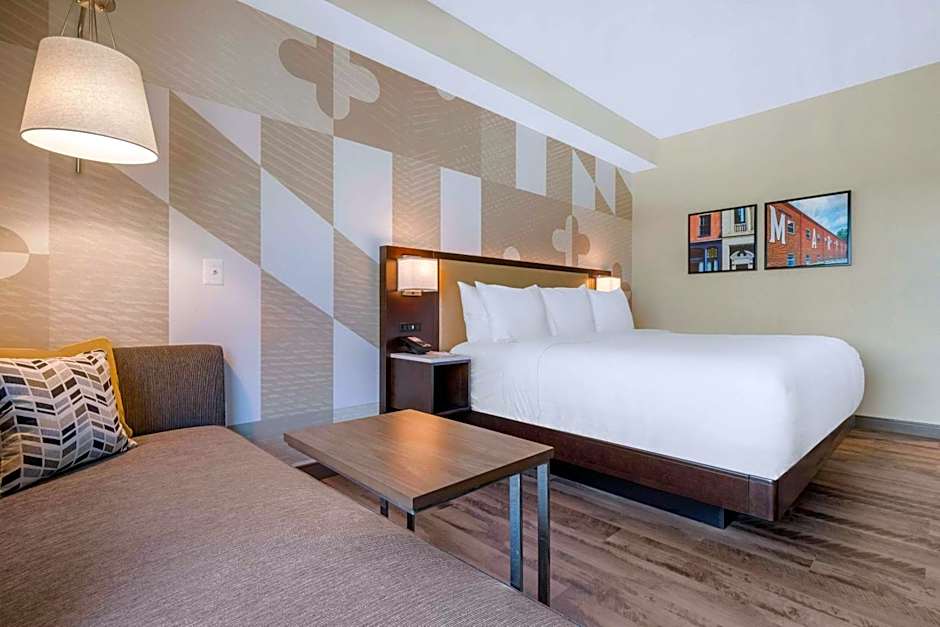 Cambria Hotel College Park