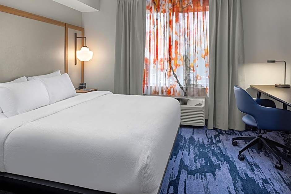 Fairfield Inn & Suites by Marriott Columbus East