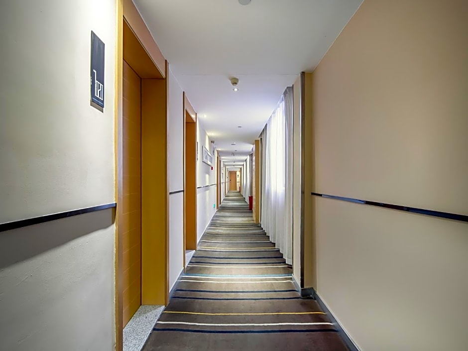 City Comfort Inn Nanning Guangxi University Metro Station