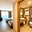 Blue Wave Suite Hotel