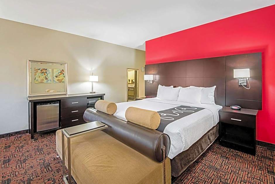 La Quinta Inn & Suites by Wyndham Elk City