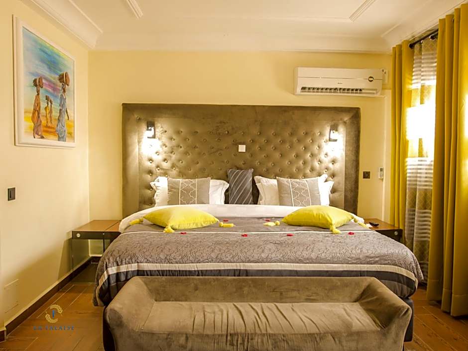 Hotel Résidence La Falaise