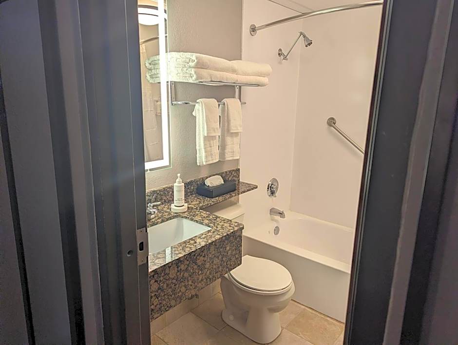 AmericInn by Wyndham St. Peter