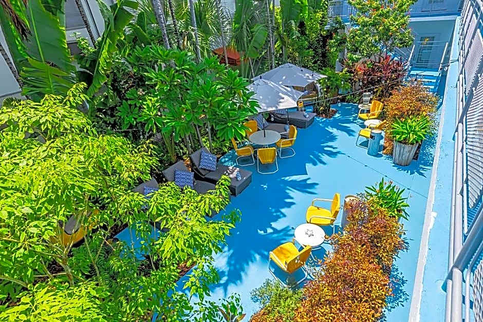 Beachside All Suites Hotel, a South Beach Group Hotel