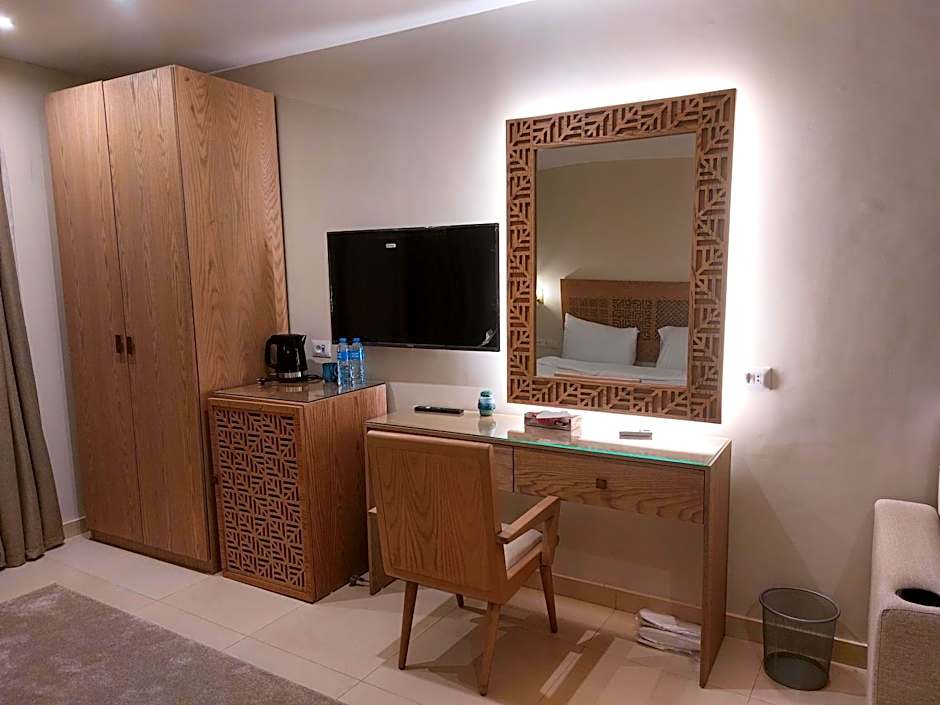 DouDou Pyramids View Hotel