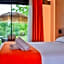 Logis Hôtel & Spa Déjeunez Sous L'Arbre