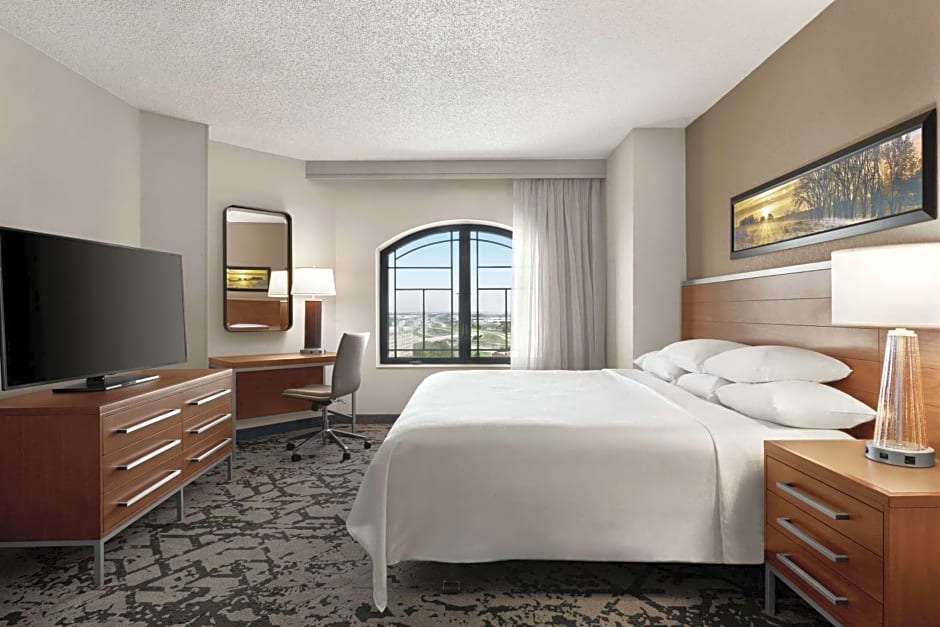 Embassy Suites By Hilton Dallas - Dfw Airport North At Outdoor World