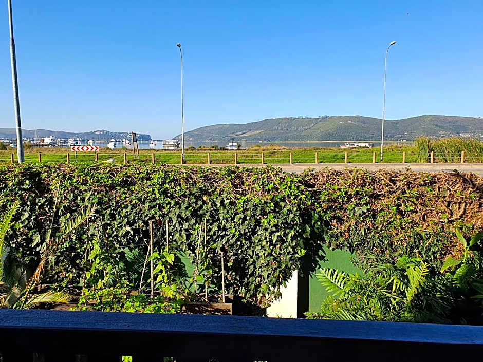 Lakeside Accommodation