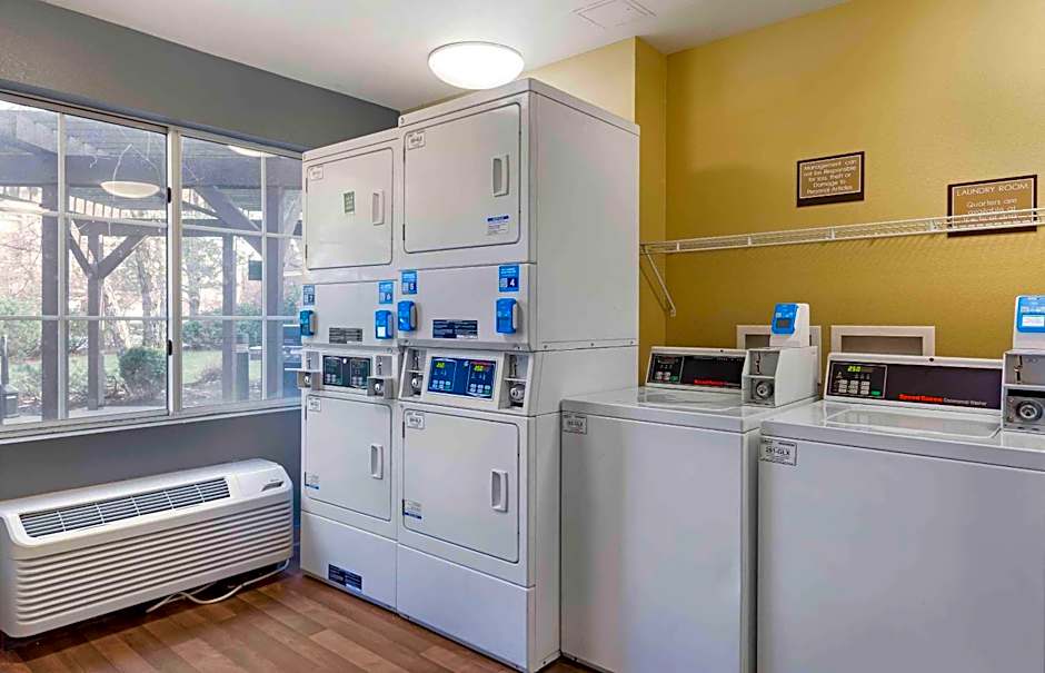 Extended Stay America Suites - Boston - Waltham - 32 4th Ave.