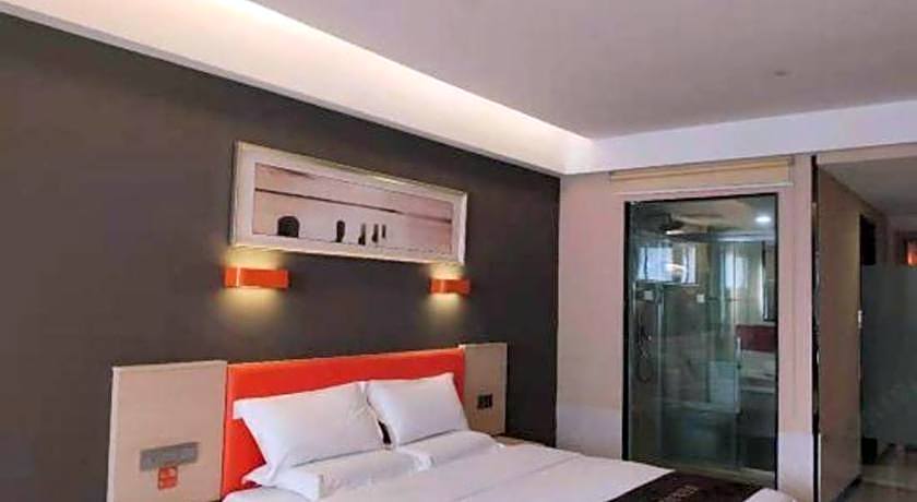 7 Days Premium Jingjiang Fuhai New World Automobile Terminal Branch