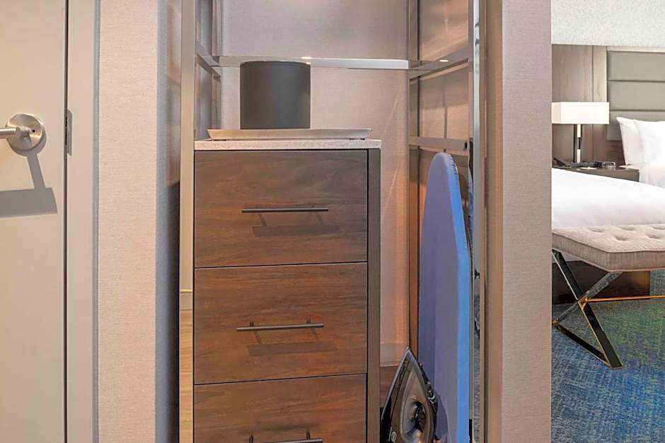 Holiday Inn Express Boston - Quincy By IHG