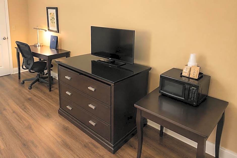 Plantation Oaks Suites & Inn Millington