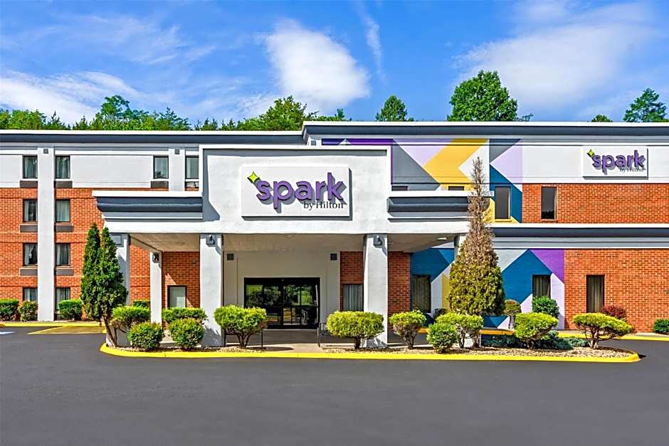 Spark by Hilton Lexington
