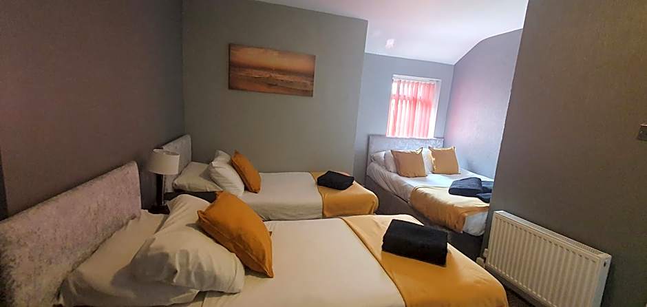 Las Palmas Hotel by the Sea