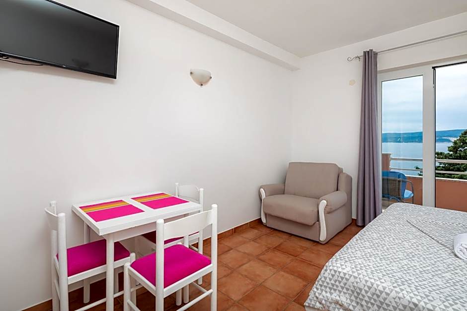 Adriatic Blue Apartments