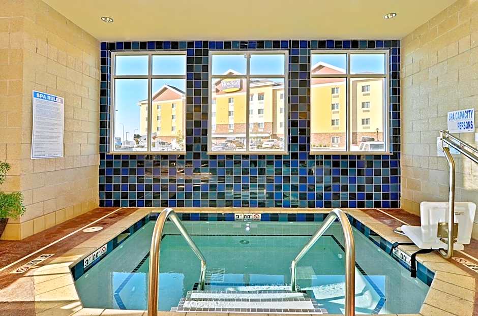 Holiday Inn Express Hotel And Suites Williston By IHG