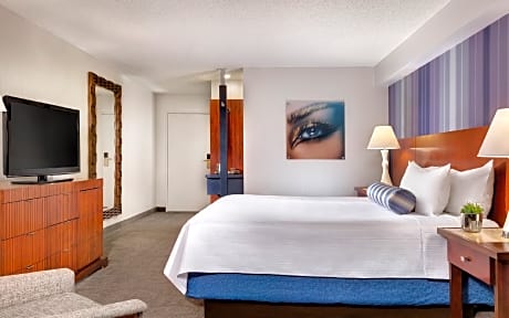 Luxor Hotel And Casino Las Vegas Las Vegas Hotels Nv At