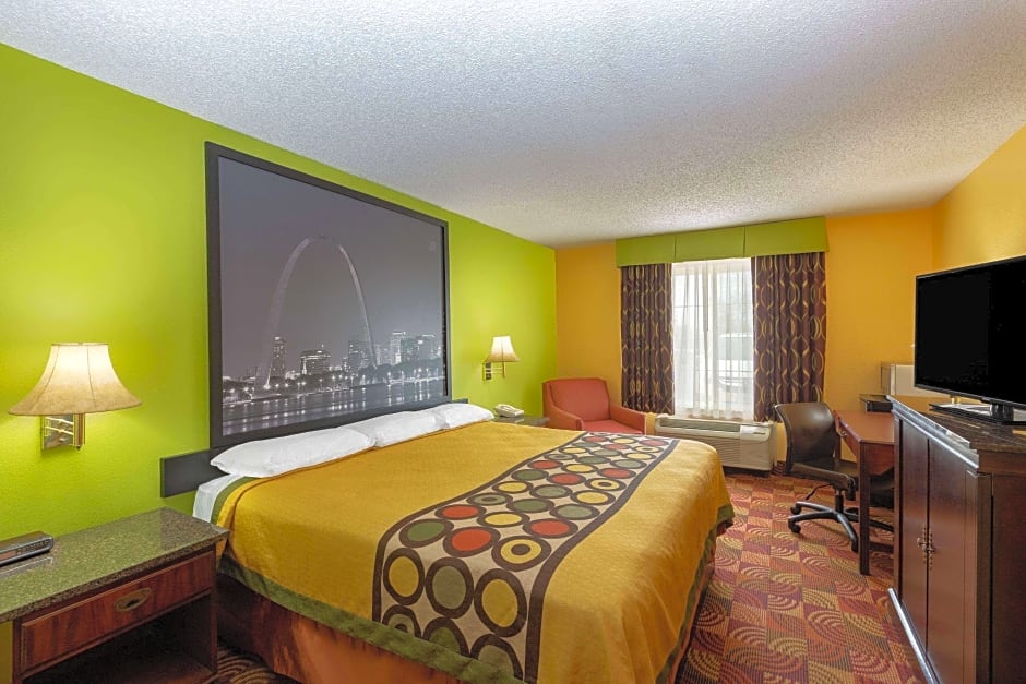 Photo 1 of 1 of 1 Queen Bed, Mobility Accessible