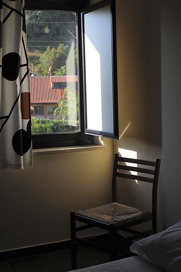 Hotel 106