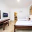 Sari Bunga Hotel - Legian, walking distance to Legian Beach