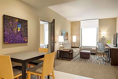 King Studio Suite - Hearing Access/Non-Smoking