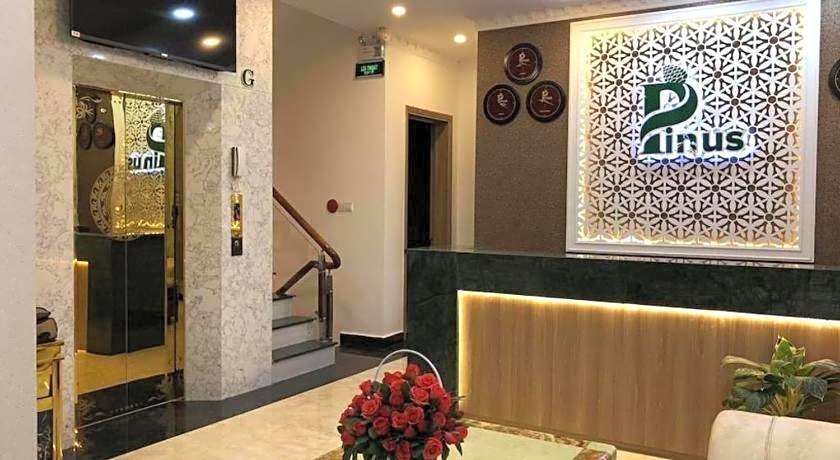 Pinus Hotel