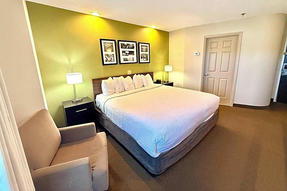 Sleep Inn & Suites Niantic North