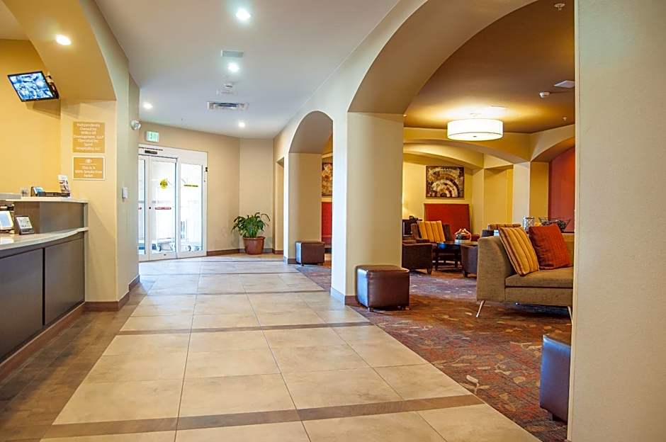 Candlewood Suites Fort Collins By IHG