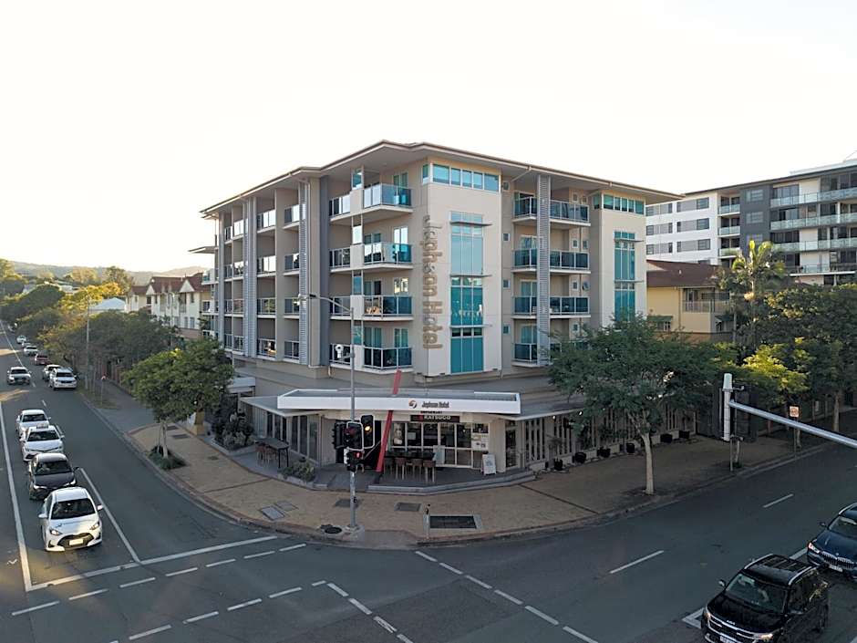 Jephson Hotel & Apartments